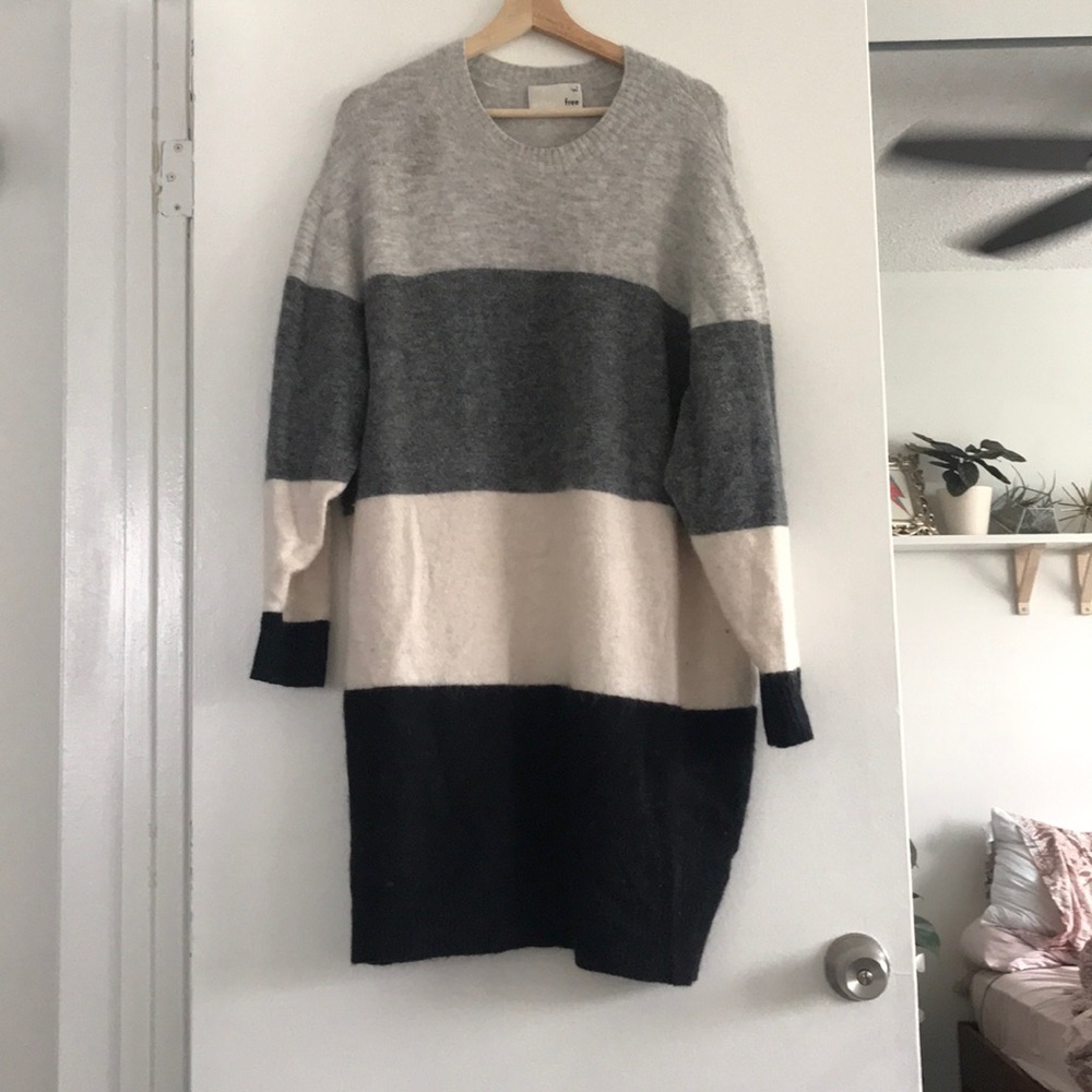 Aritzia Wilfred Brand Sweater Dress